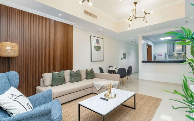 2bed Chic Apt Burj Khalifa Gym/pool by Belvilla