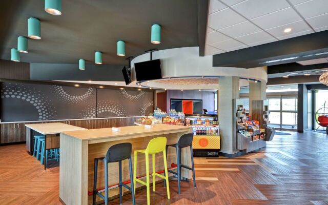 TRU by Hilton Denver