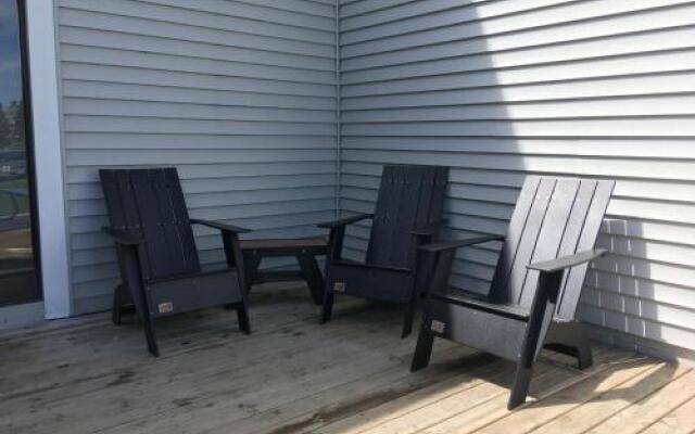 Superior & Sage Hotel