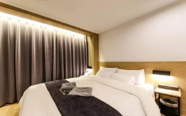 Gwangju Divine Hotel