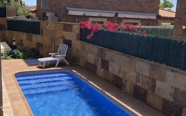 Chalet Con Piscina Privada