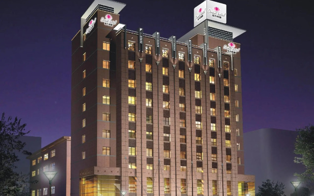 Dongfang Hotel