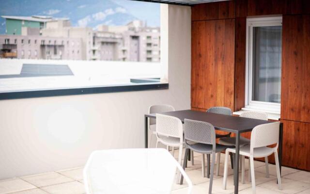 Le Hüb hostel - Grenoble