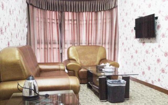 Ya Feng Yuan Business Hotel