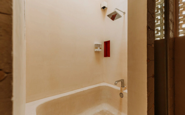 Waye Valladolid Centro – Sustainable, Authentic Experiences & Pet Friendly Boutique Hotel