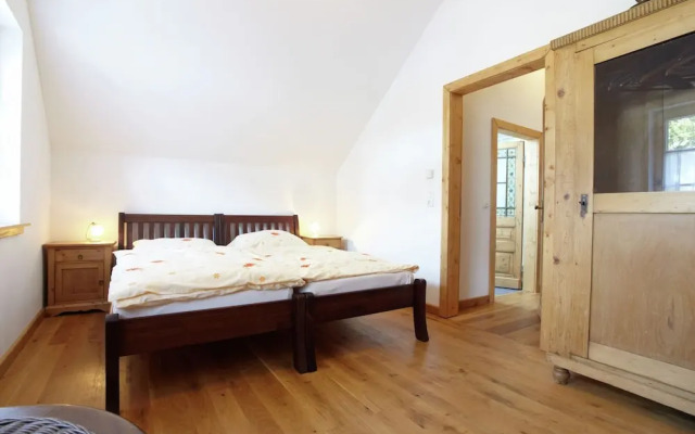 Nostalgic Apartment in the Beautiful Eifel Region