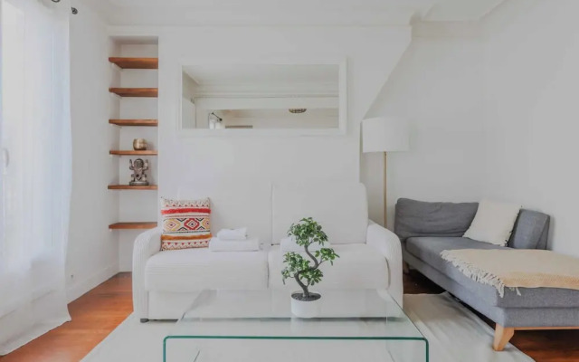 Apartment in Montmartre With 1 Room