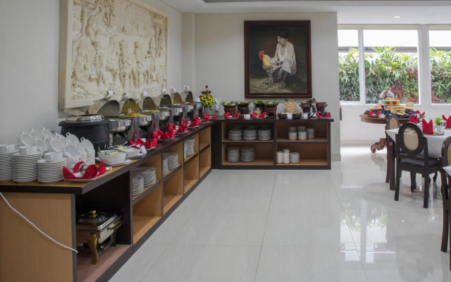 Grand Puri Saron Yogyakarta