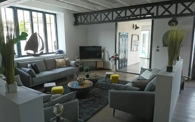 Villa in Nuaille-d'aunis With Private Pool