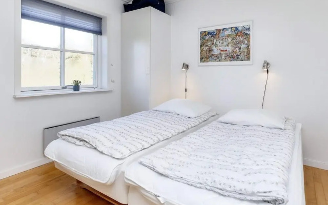 6 Person Holiday Home in Hals