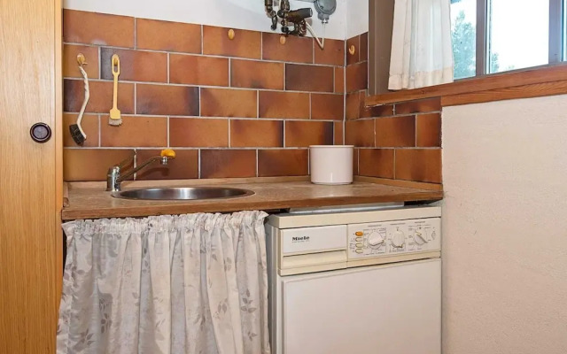 6 Person Holiday Home in Blavand