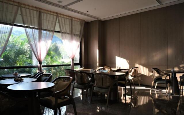 Holiday Inn  and Suites Sanya Yalong Bay by IHG