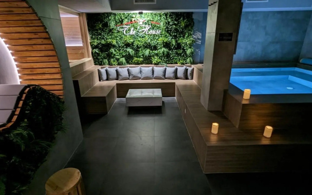 TheHouse - Apartment Kamenitza