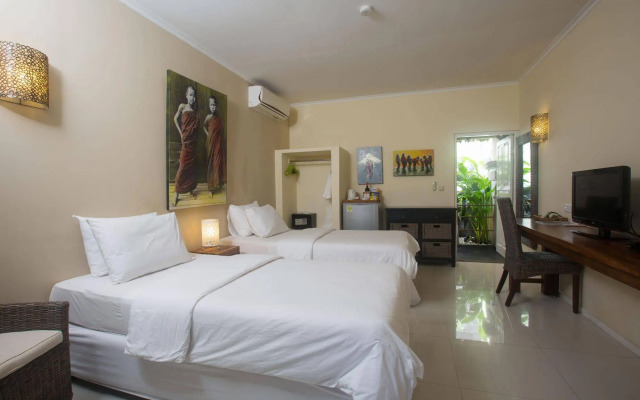 Scallywags Mango Motel