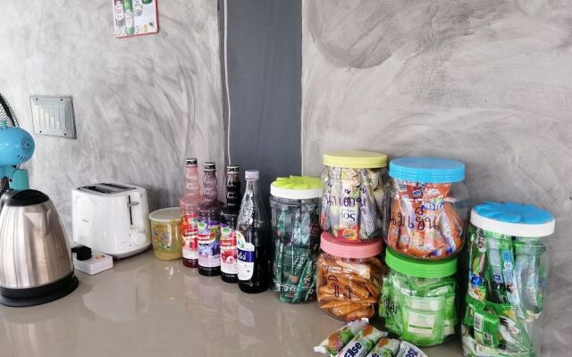 Lom Choi Home Stay Ayutthaya - Hostel