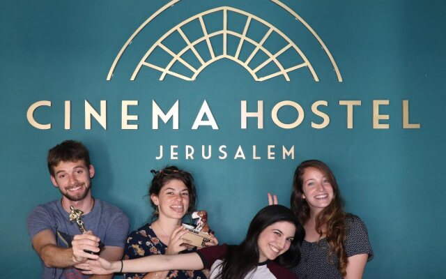 Cinema Hostel Jerusalem