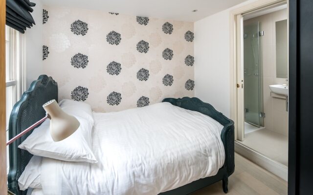 Mod 3 Br Flat Near Baker Street St In Marylebone