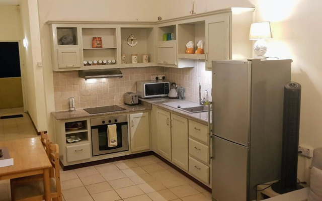 Paradya Beach Apartments