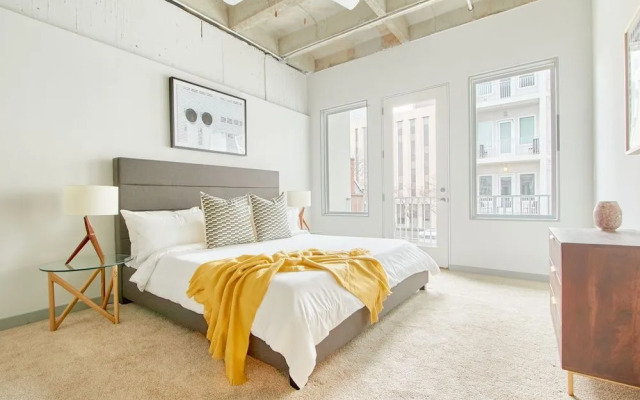 Sonder — 549 Peachtree