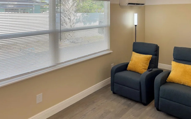 TriLuxe Inn & Studios