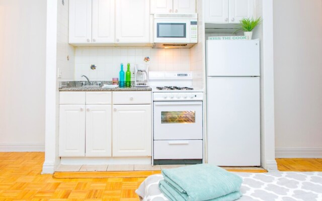 NY011 2 Bedroom Apartment By Senstay