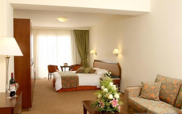 Aquamare Beach Hotel & Spa