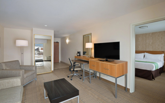 Holiday Inn Express & Suites Fraser - Winter Park Area by IHG