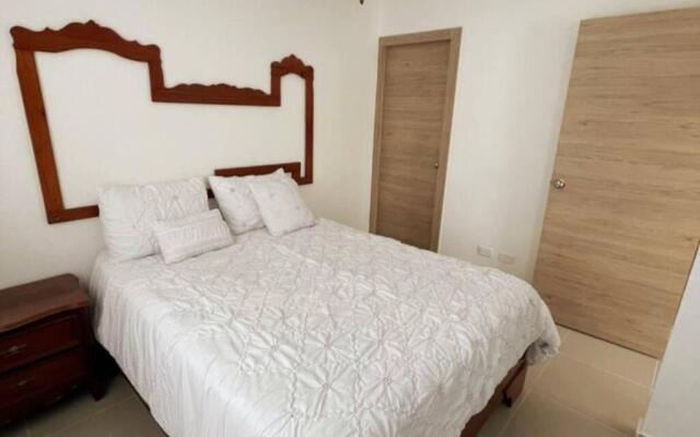 Apt in punta cana 7 minutes from airport , beaches