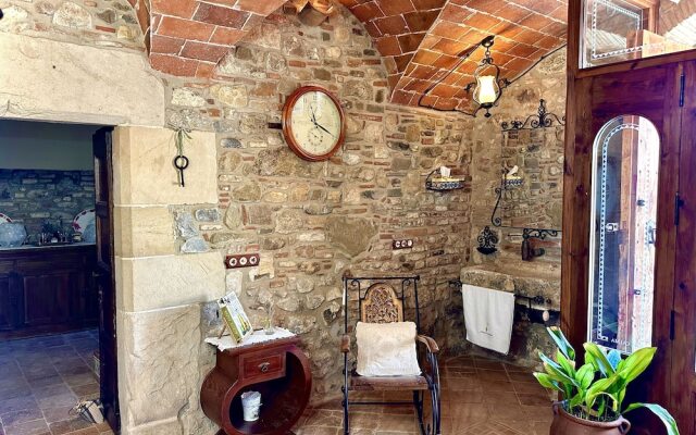 Masia Can Viver - Olive oil tourism B&B