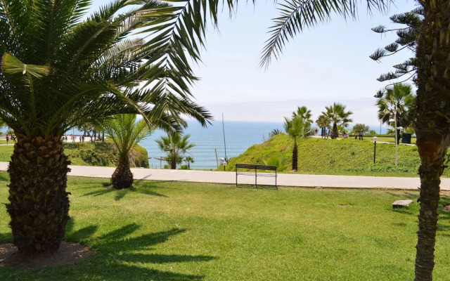 Modern Miraflores Apartment Ocean View