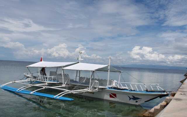 Whispering Palms Island Resort