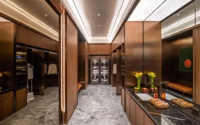 Orange Hotel (Qingdao Jinsha Beach Xiangjiang Road Branch)