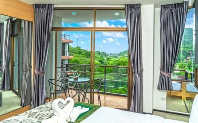 Naiharn Condominium Phuket