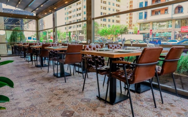 Adisson Hotel Baku