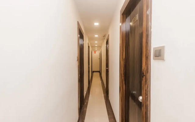 OYO 7481 Hotel Plaza