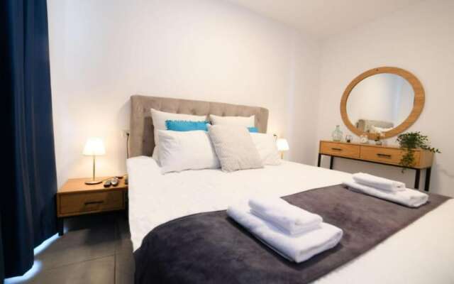 YalaRent Migdalor Apartments with Sea Views