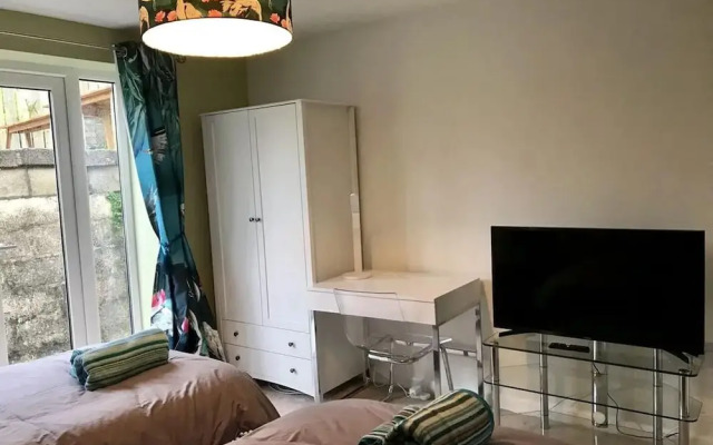 Mevagissey Holiday Home - sea View and Parking