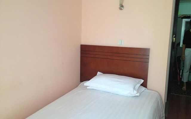 Quanhong Hotel