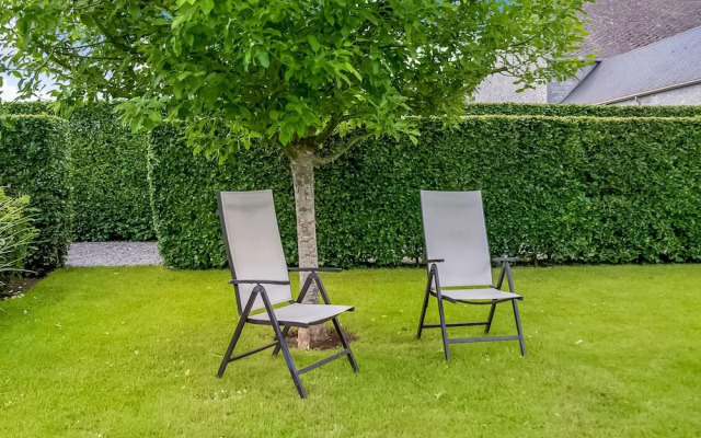 Getaway With Sauna in Falaen