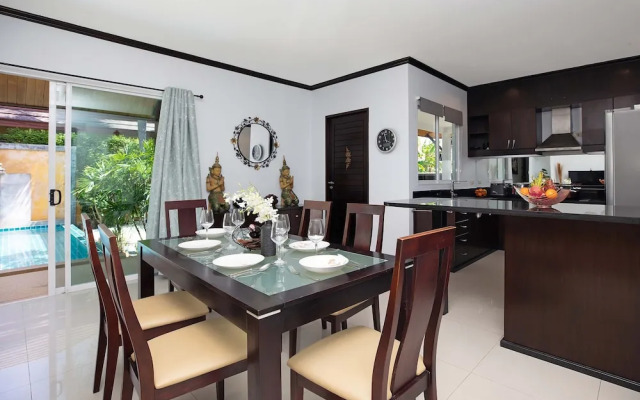3BR Pool Villa Prima Near NaiHarn Beach