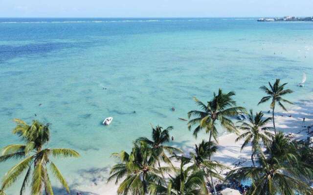 Sai Rock Beach Hotel & Spa