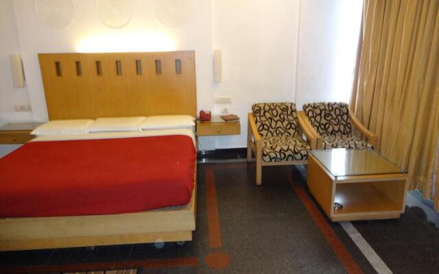 Hotel Ilapuram