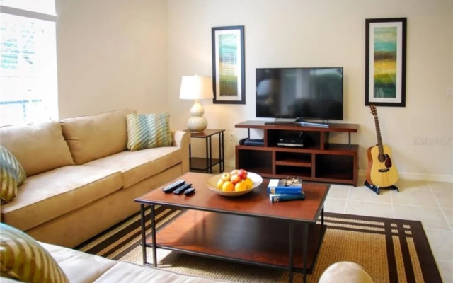 The Shire 2, Davenport, US