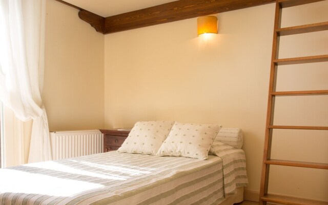 Seaview Beach House by Villarentalsgr