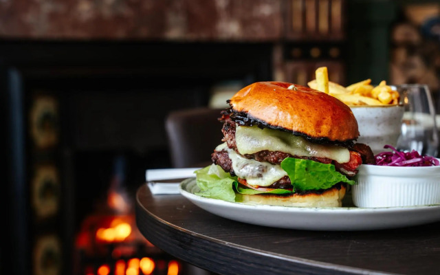 Ox Hotel Bar & Grill