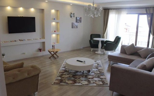 Yomra Residence
