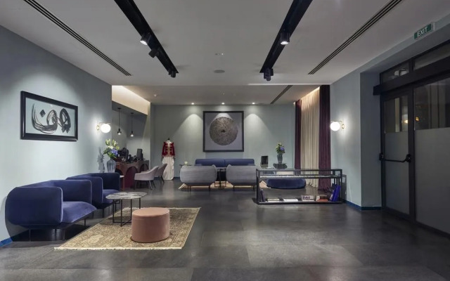 M Suite Hotel
