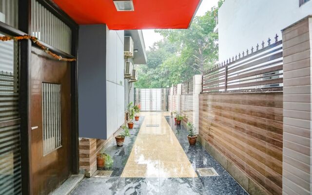 FabHotel F9 H Block Sector 51