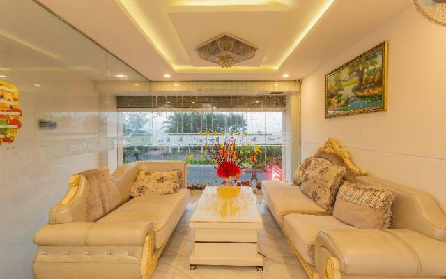 OYO 783 Rose Hotel