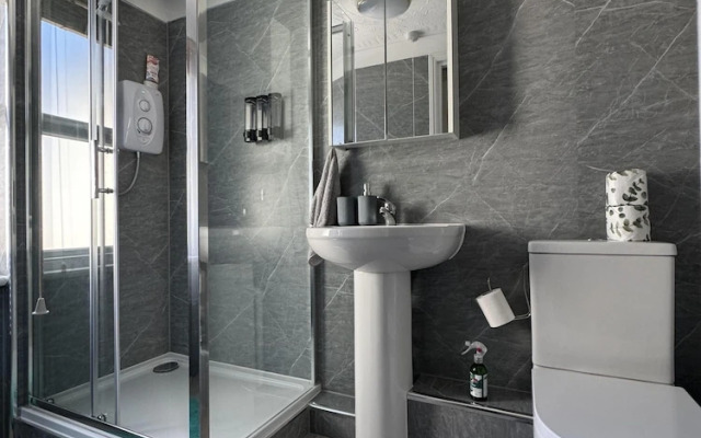 Purbeck Inn Apartment in Bournemouth Town Centre